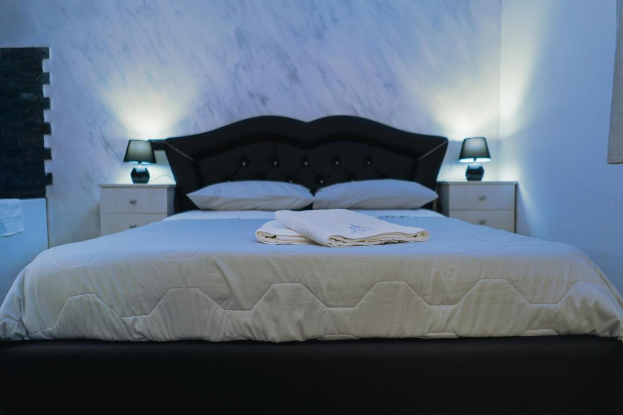 Dl Luxury B&B Наполи Екстериор снимка